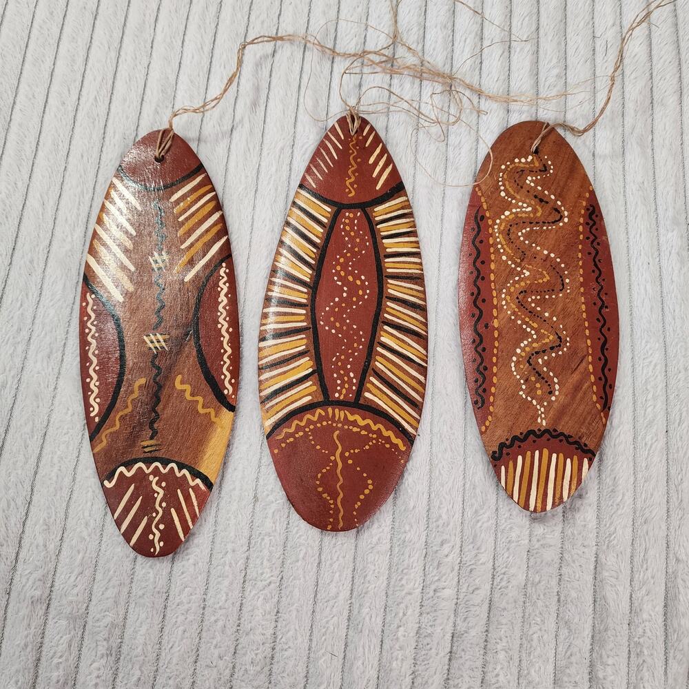 Set of 3 Australian wooden painted surfboard shaped wall decoration UU